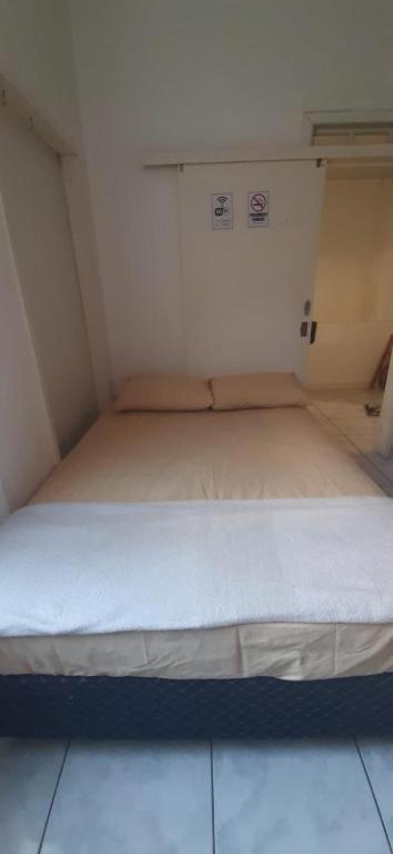Hostel Bahia Porto Alegre Exteriör bild